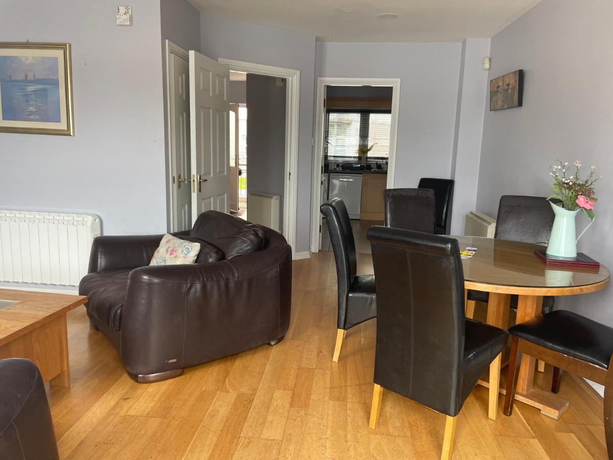 Five Bedroom Waterfront House Carrick-on-Shannon Ngoại thất bức ảnh