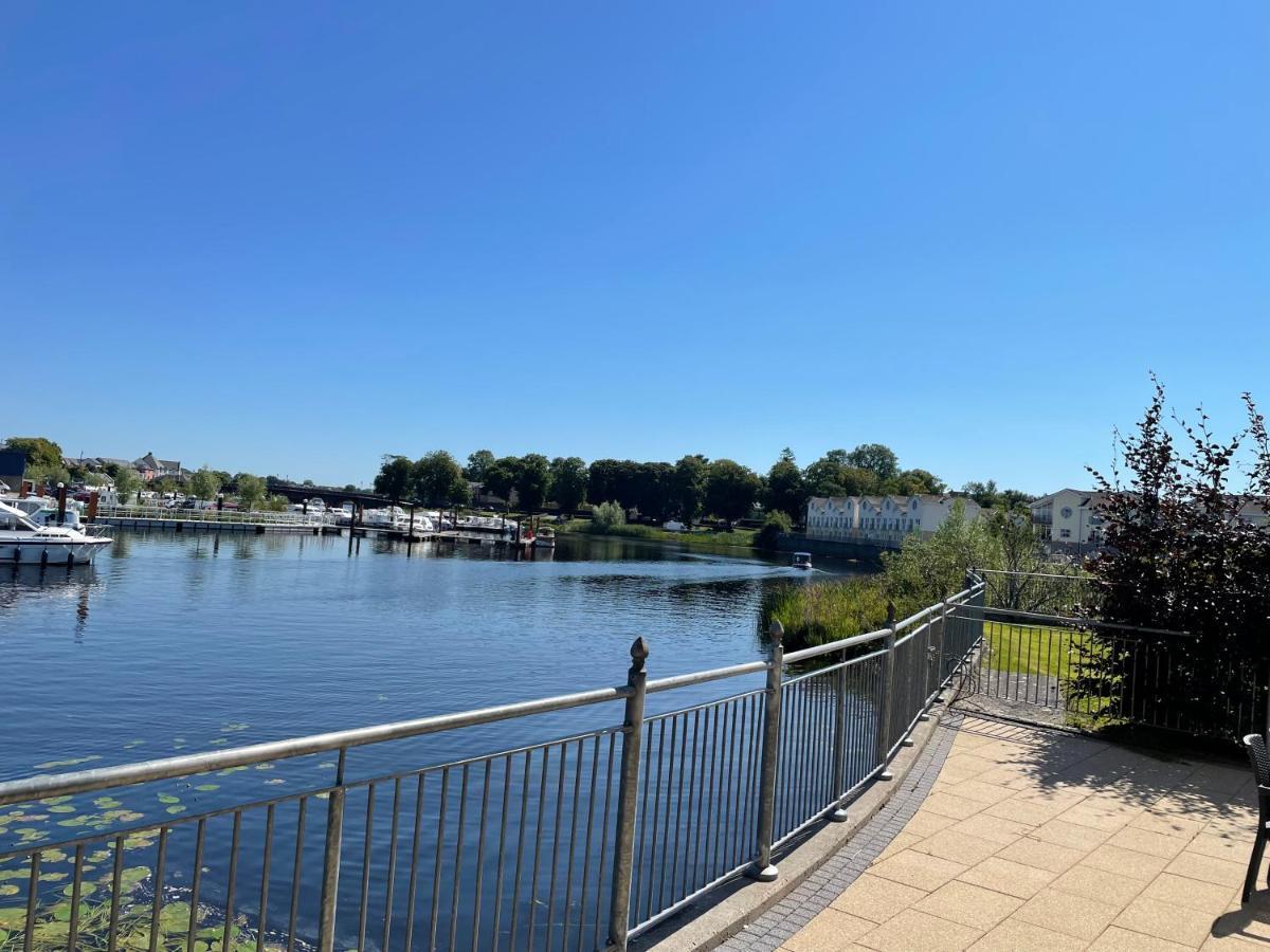 Five Bedroom Waterfront House Carrick-on-Shannon Ngoại thất bức ảnh