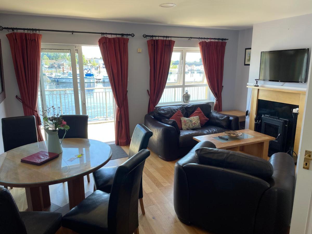 Five Bedroom Waterfront House Carrick-on-Shannon Ngoại thất bức ảnh